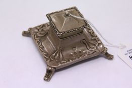A small silver ink stand, Birmingham 1899.