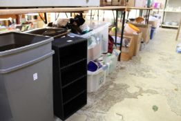 A large quantity of household miscellaneous.