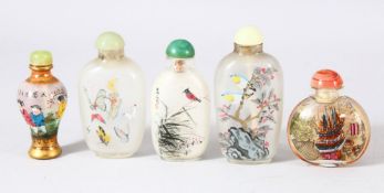 A MIXED LOT OF 5 CHINESE REVERSE PAINTED SNUFF BOTTLES - mostly comprising scenes of birds and
