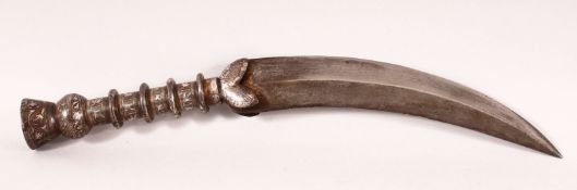 A 19TH CENTURY SILVER INLAID STEEL DAGGER OR SPEARHEAD, the silver inlay of floral banded style with