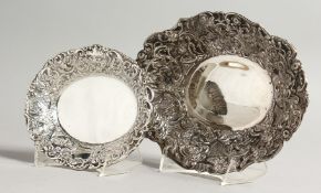A VICTORIAN SILVER OVAL DISH London 1894 & a plated dish (2).