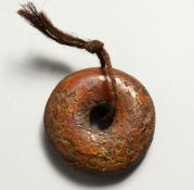 A HORN DISC PENDANT 2ins