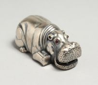 A VERY GOOD RUSSIAN SILVER ENAMEL HIPPO Mark 88 Head and I.P. 3ins long