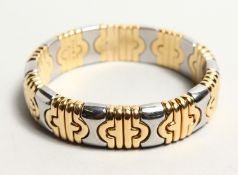 A GOLD BULGARI TWO COLOURED GOLD BRACELAT 73.5gms.