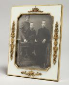 A VERY GOOD RUSSIAN SILVER AND ENAMEL PHOTOGRAPH FRAME. Mark: Head & 84 & Faberge mark.