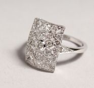 AN 18CT WHITE GOLD DECO DESIGN TABLET RING.