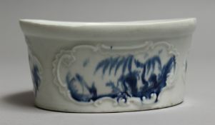 THE LEANING ROCK FISHERMAN. 1758 - 1760. A RARE BLUE AND WHITE POTTED MEAT POT with moulded