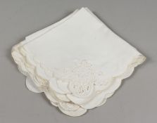 TWELVE WHITE NAPKIN CLOTHS.