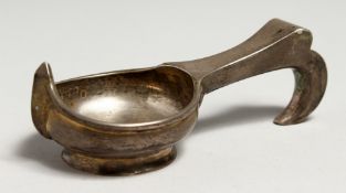 A PLAIN SILVER RUSSIAN KOVSH 4.25ins long, mark; 84 & 1874.