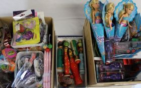 New / unused small gifts and novelties, stocking fillers etc. (2 boxes)