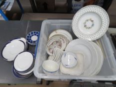 A selection of ceramic oddments including plates tureens, saucers, dishes, etc.