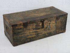 A WWII German wooden transit box for 5cm