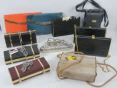 A quantity of assorted vintage ladies cl