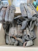 A quantity of ten M56 magazine pouches.