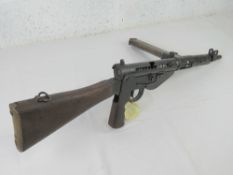 A deactivated Sten MK V 9mm sub machine