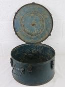 A WWII German U-boat Kisten, magnetic te