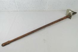 A WWI 1897 Officer's sword and scabbard, bearing makers mark Fenton Brothers Ltd in Sheffield upon.