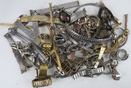 A quantity of assorted vintage and contemporary watch straps.