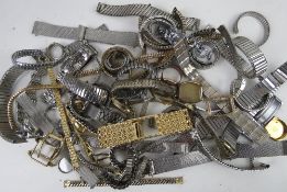 A quantity of assorted vintage and contemporary watch straps.