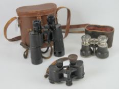 A quantity of assorted binoculars including a cased set of Carl Zeitman 20 x 40 in pigskin leather