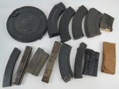 A quantity of assorted magazines includi