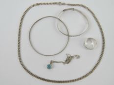 A substantial 925 silver curb link chain necklace, 44cm in length, 12.2g.