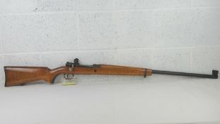 A deactivated Norwegian Kongsberg 7.62mm