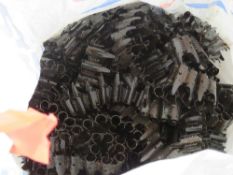 A quantity of MG42/MG53 link.