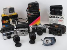 A quantity of vintage camera equipment inc two Carl Zeiss Gena DDR lenses, one being 2,4/35,