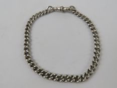 A HM silver graduated Albert chain having clasp upon, hallmarked throughout and weighing 13.2g.