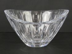 A Lenox crystal glass bowl, 25cm wide.