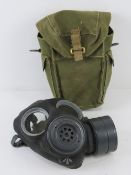 A WWII British Special Forces gas mask w