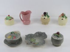 A pair of Shorter & Son condiment pots having plum and strawberry fields together with Shorter &