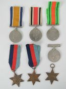 A quantity of WWII British medals inc War medal (x4), Africa Star and 1939-1945 Star (x2).