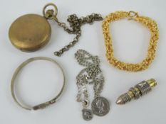 A quantity of assorted costume jewellery