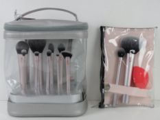 Real Techniques; 'Share the Glow' eleven