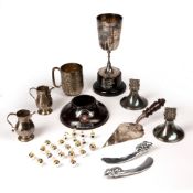 Collection of silver and silver plate consisting of: a pair of Georgian silver small jugs, bearing
