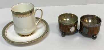 A box containing sundry items to include Paragon 