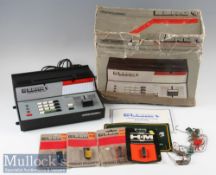 Hornby Zero 1 R950 Master Control Unit with power cable and small selection of accessories, all in