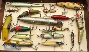 Selection of Fishing plugs with names including ABU Hi Low, Heddons Dowagiac, Paw-Paw jointed,