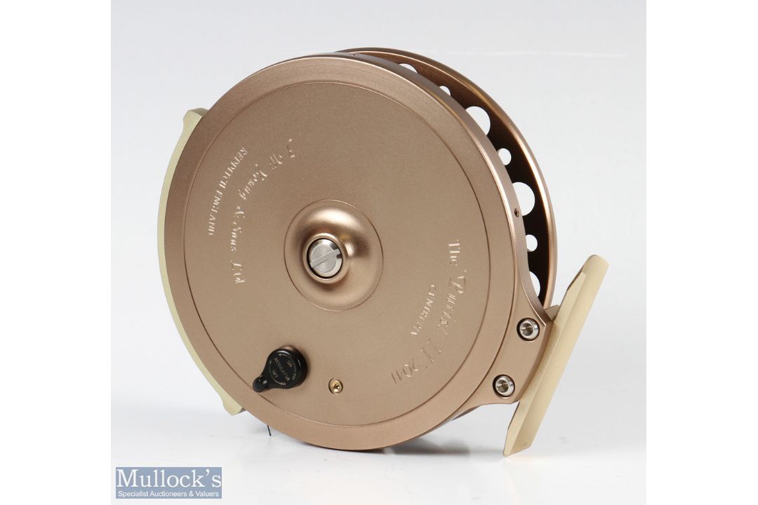 J W Young & Sons Purist II 2041 4 ½” centrepin reel with twin handle, Bickerdyke line guide, - Image 3 of 3