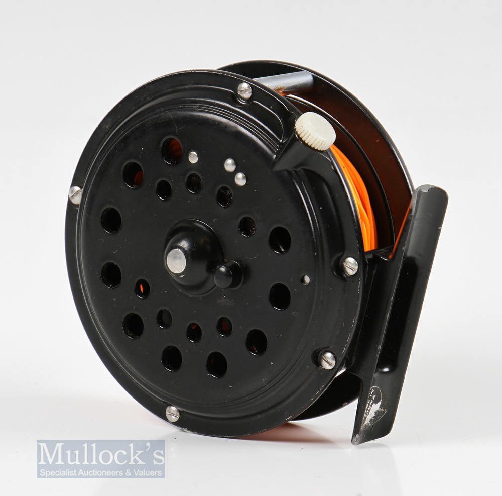 Pfleuger Medalist 1494 AH 3 3/8” fly reel fixed check with rim regulator good clean used condition. - Image 3 of 3