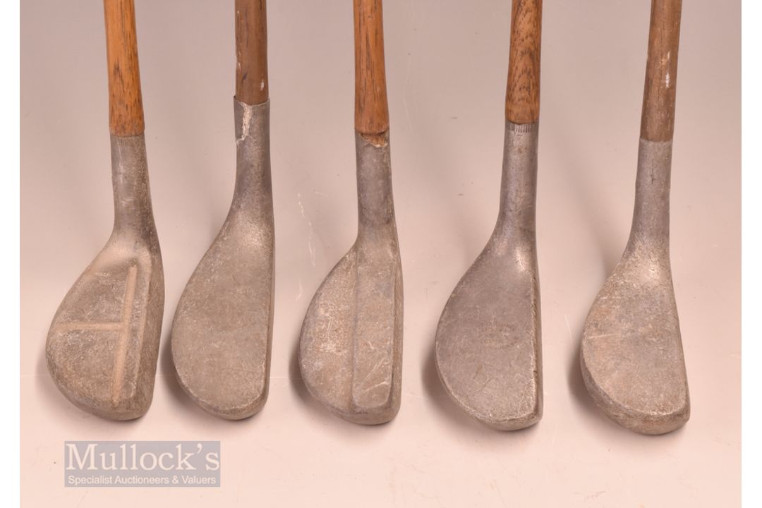 5x Mills Alloy mallet head putters featuring a Y Model (no grip, short), RNG Model, Ray Model (crack