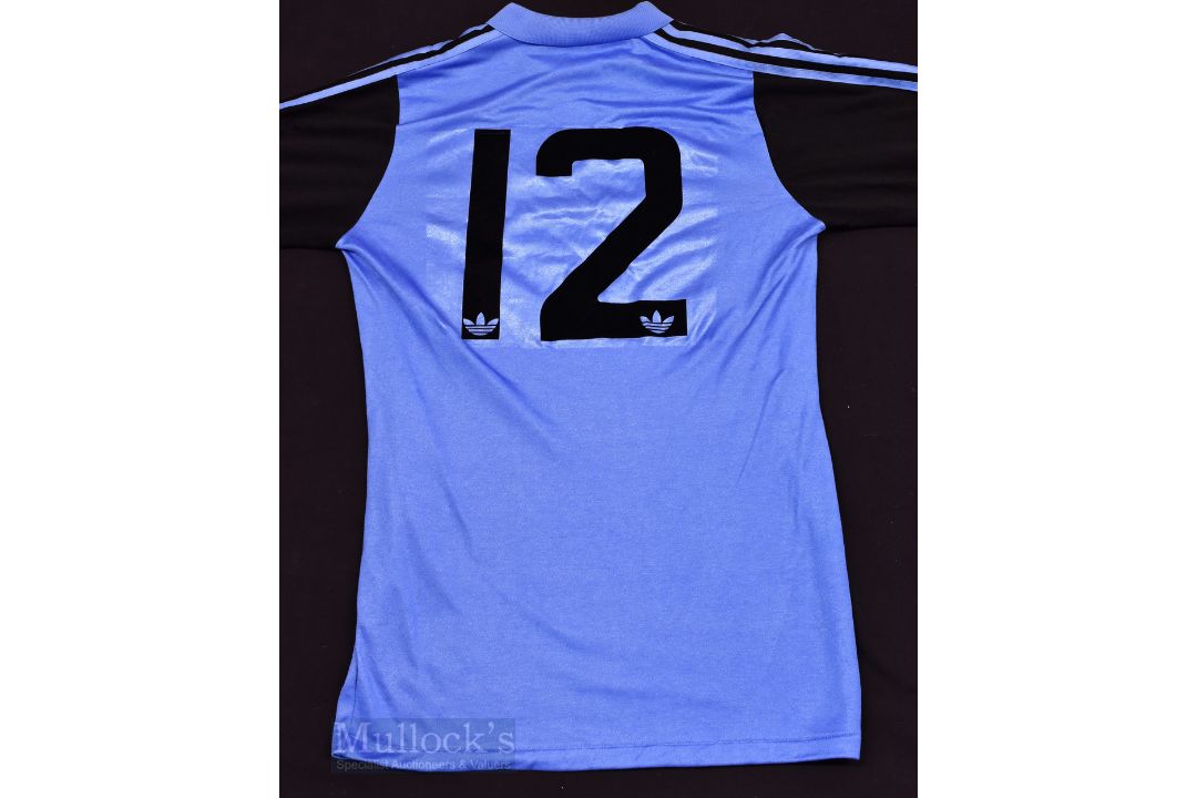 1980s Wales International Goalkeeper football shirt Adidas, in blue and black, size XL, No 12 to - Image 3 of 3