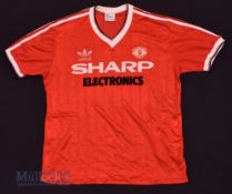 1982/83 Manchester United Home football shirt size large, red, Adidas, short sleeve