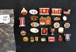 Collection of 25x Manchester United football club badges, a mixture of enamel and other metal badges