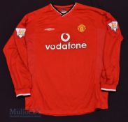 2000/02 Manchester United Home football shirt size L 43”, in red, Umbro, long sleeves, with league