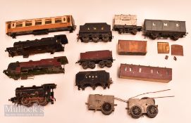 Hornby O Gauge Locomotives, Clockwork motors and tenders for spares or repair with a couple of