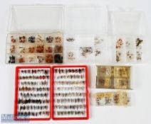 5x Fly Boxes comprising a fly box with over 140 wet flies; a Myran 18 compartment plastic box with