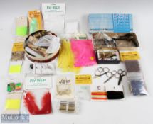 Fly Tying - Luxo Magnifying Lamp in box (poor), plus a Ty-master fly-tying vice, plus selection of